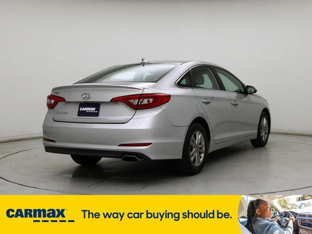 Photo of 2015 Silver Hyundai SONATA