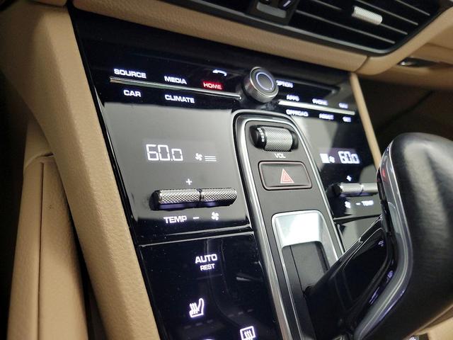 Photo of 2021 Blue Porsche Cayenne