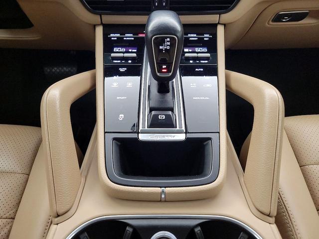 Photo of 2021 Blue Porsche Cayenne
