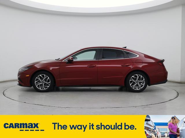 Photo of 2023 Red Hyundai SONATA