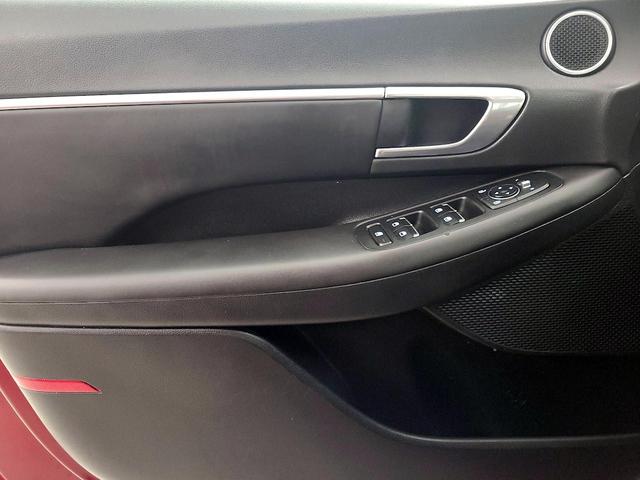 Photo of 2023 Red Hyundai SONATA