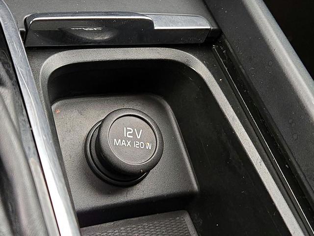 Photo of 2020 Silver Volvo XC60