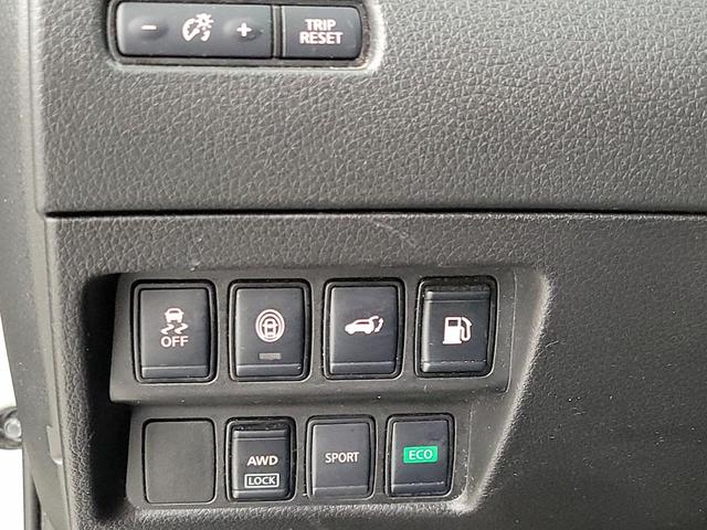 Photo of 2020 Silver Nissan Rogue