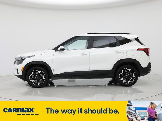 Photo of 2024 White Kia Seltos