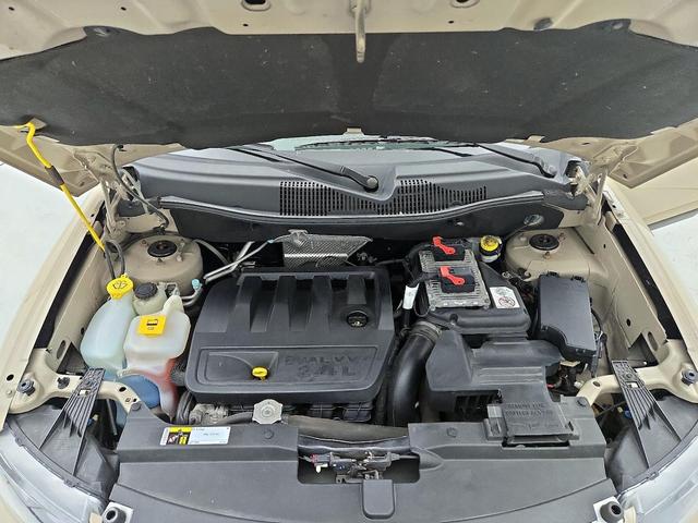 Photo of 2017 Tan Jeep Compass