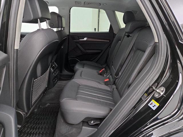 Photo of 2022 Black Audi Q5
