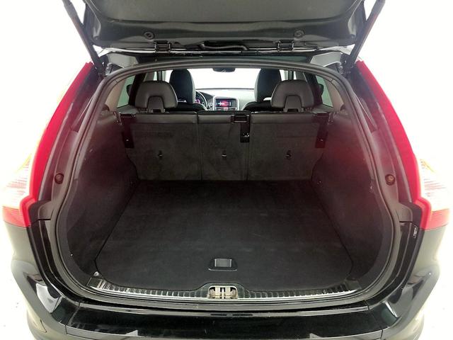 Photo of 2017 Black Volvo XC60