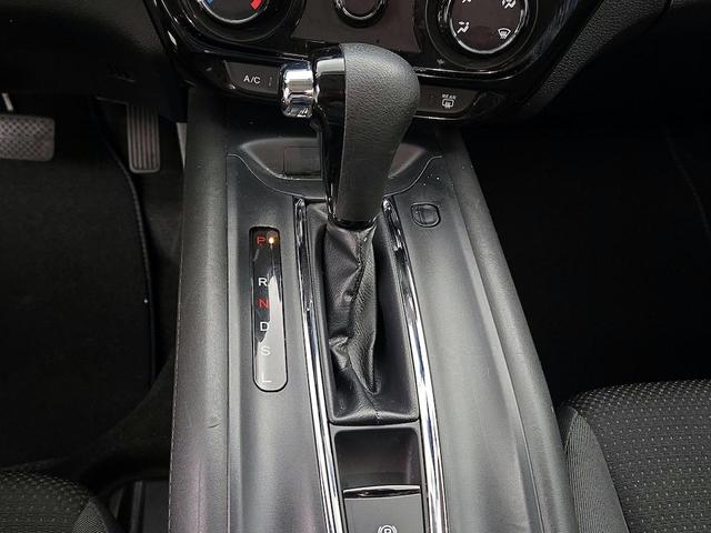 Photo of 2022 Gray Honda HR-V