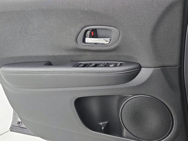 Photo of 2022 Gray Honda HR-V
