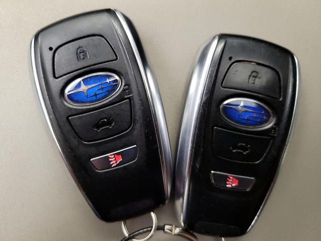 Photo of 2023 White Subaru Forester