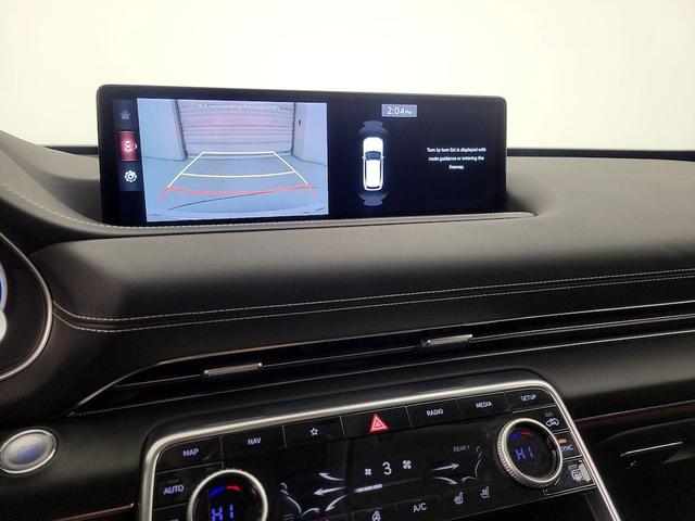 Photo of 2021 White Genesis GV80