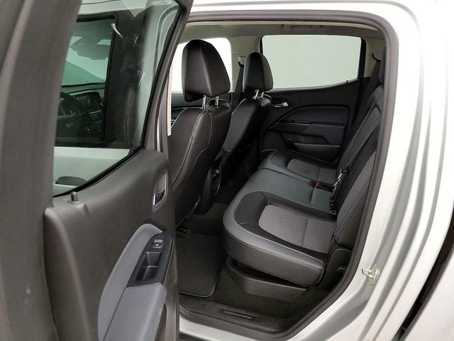 Photo of 2016 Silver Chevrolet Colorado
