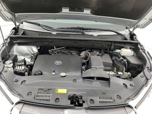 Photo of 2018 Gray Toyota Highlander
