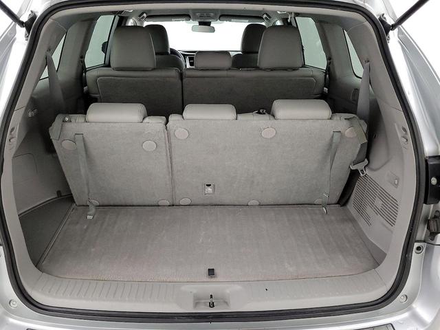 Photo of 2018 Gray Toyota Highlander