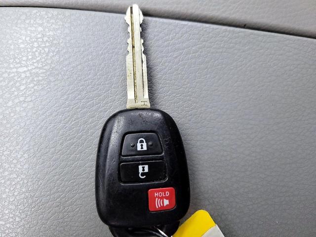 Photo of 2018 Gray Toyota Highlander