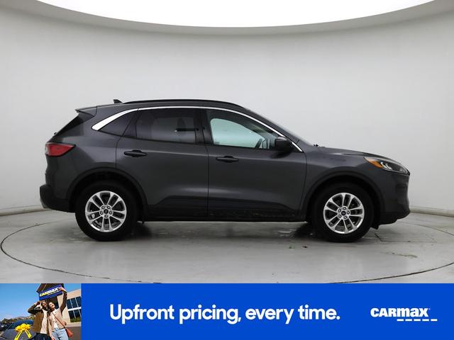 Photo of 2020 Gray Ford Escape