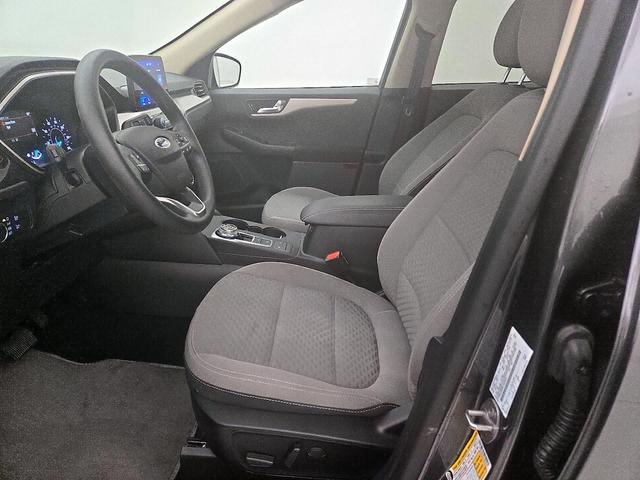 Photo of 2020 Gray Ford Escape