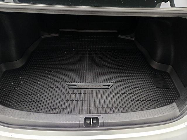Photo of 2024 Silver Toyota Corolla