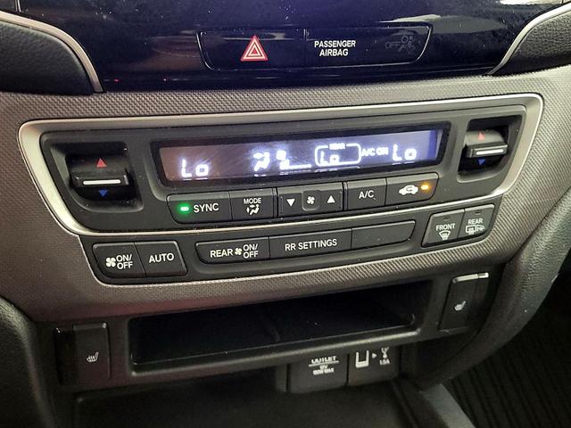 Photo of 2023 White Honda Ridgeline