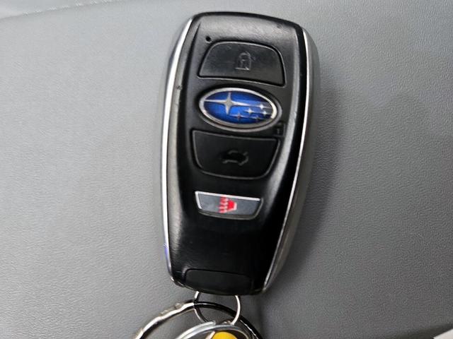 Photo of 2018 Gray Subaru Outback