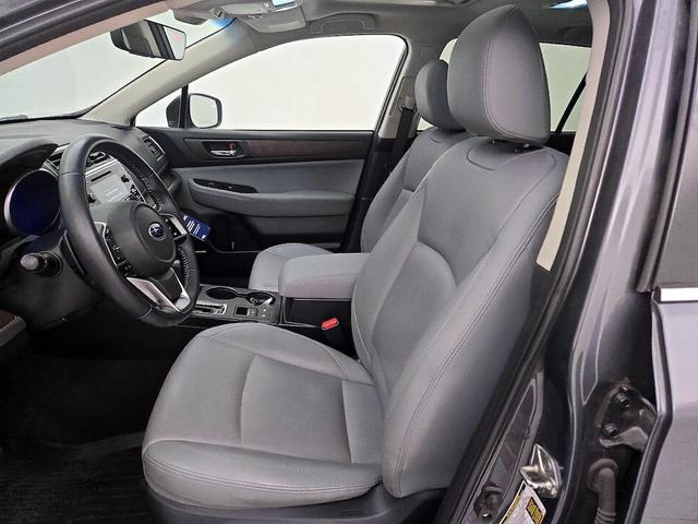 Photo of 2018 Gray Subaru Outback