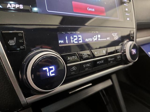 Photo of 2018 Gray Subaru Outback