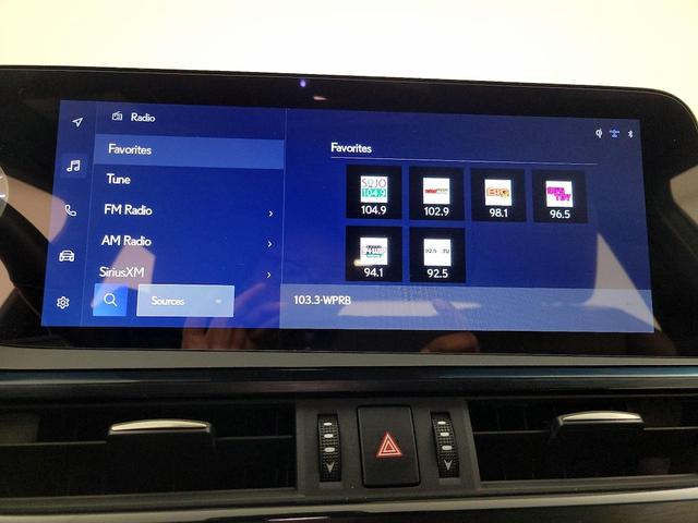 Photo of 2024 Black Lexus ES 300h