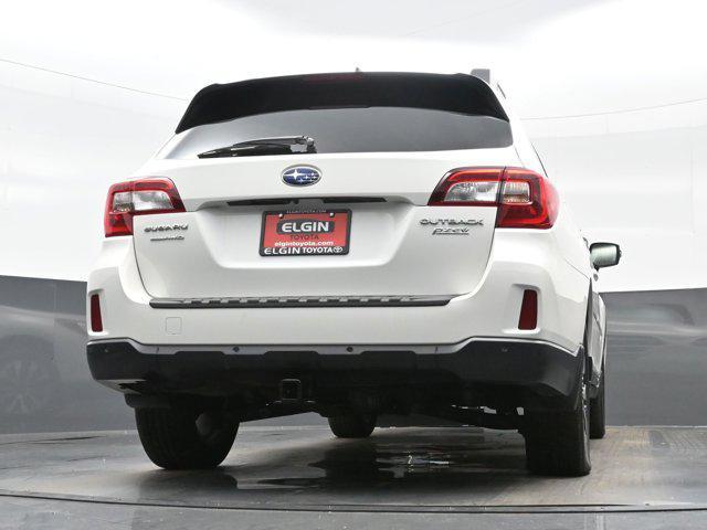 Photo of 2017 Crystal White Pearl Subaru Outback