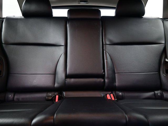 Photo of 2017 Crystal White Pearl Subaru Outback