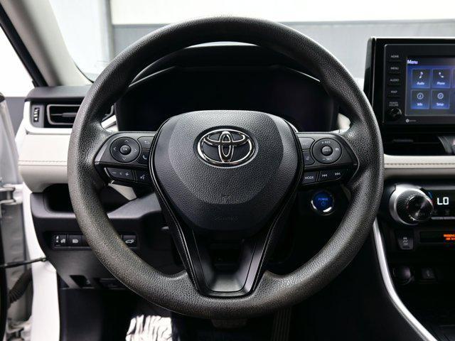 Photo of 2022 White Toyota RAV4 Hybrid