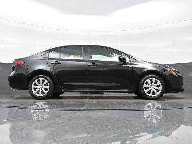 Photo of 2024 Midnight Black Metallic Toyota Corolla