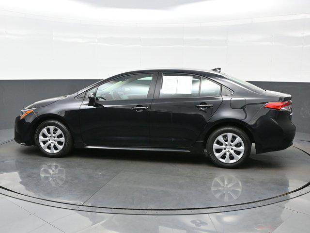 Photo of 2024 Midnight Black Metallic Toyota Corolla