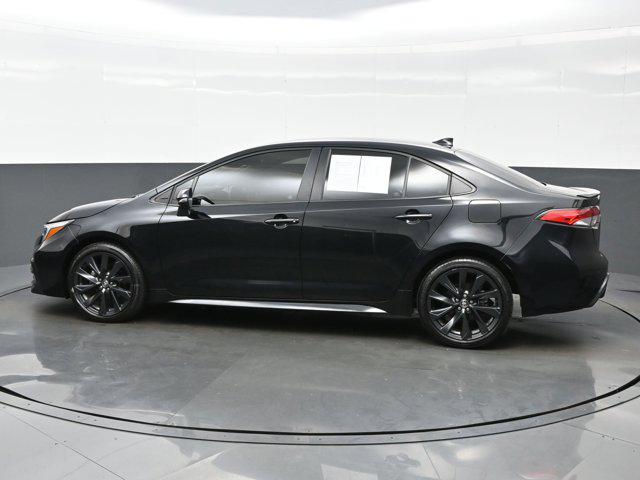 Photo of 2023 Black Toyota Corolla
