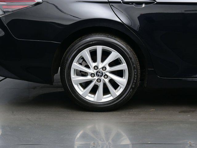 Photo of 2024 Midnight Black Metallic Toyota Camry