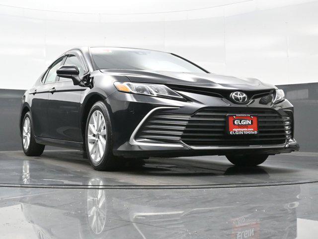 Photo of 2024 Midnight Black Metallic Toyota Camry