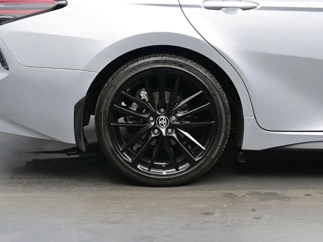 Photo of 2024 Celestial Silver Metallic/Midnight Black Metallic Toyota Camry