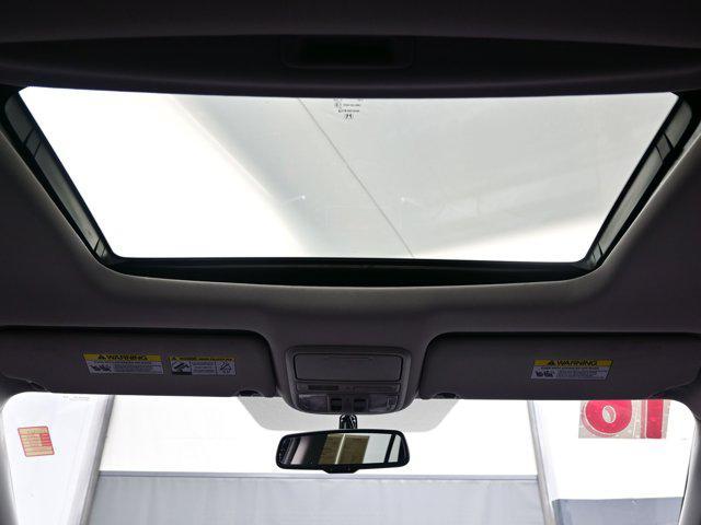 Photo of 2016 Crystal Black Pearl Honda Pilot