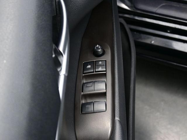 Photo of 2024 Midnight Black Metallic Toyota Camry