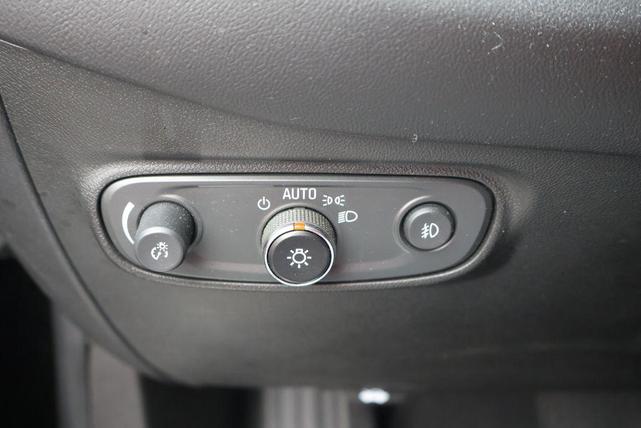 Photo of 2021 Mosaic Black Metallic Chevrolet Equinox