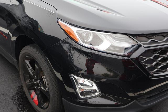Photo of 2021 Mosaic Black Metallic Chevrolet Equinox