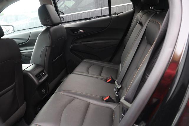 Photo of 2021 Mosaic Black Metallic Chevrolet Equinox