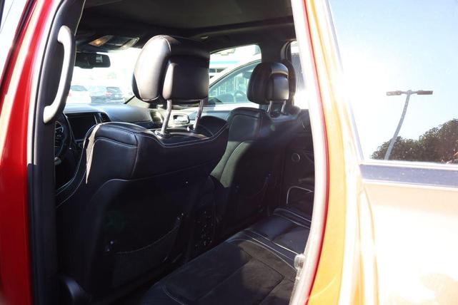 Photo of 2016 Redline 2 Coat Pearl Jeep Grand Cherokee