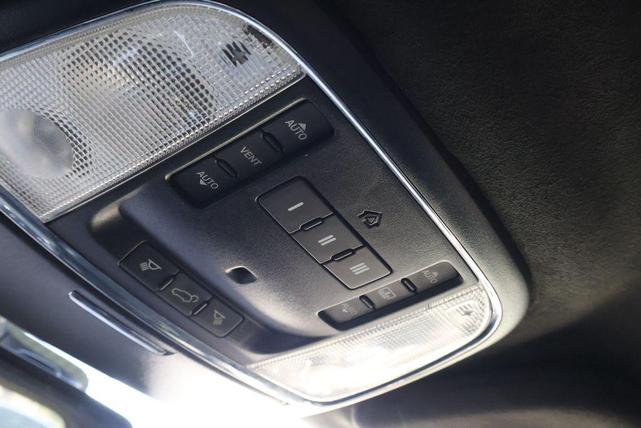 Photo of 2016 Redline 2 Coat Pearl Jeep Grand Cherokee