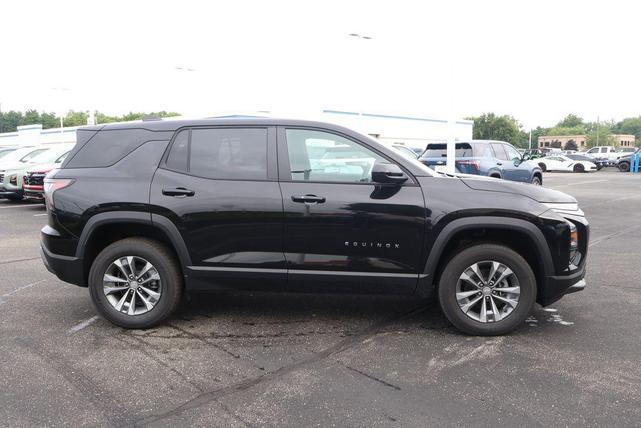 Photo of 2026 Mosaic Black Metallic Chevrolet Equinox