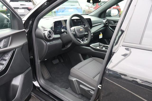 Photo of 2026 Mosaic Black Metallic Chevrolet Equinox