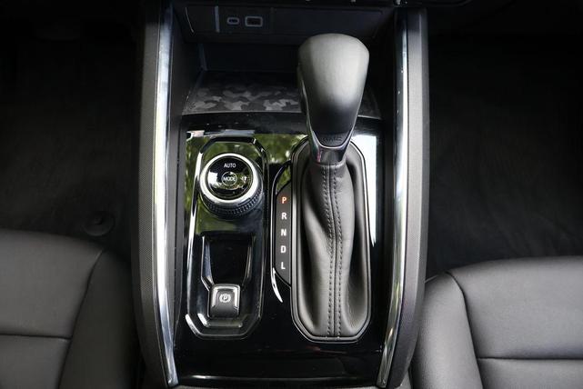 Photo of 2023 Sterling Metallic GMC Canyon