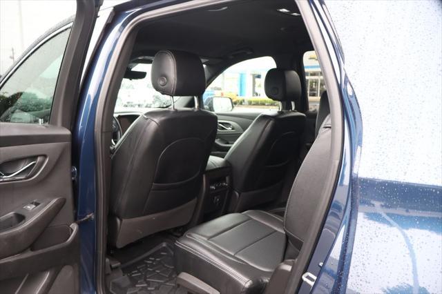 Photo of 2023 Northsky Blue Metallic Chevrolet Traverse