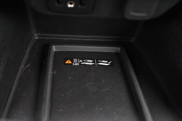 Photo of 2023 Northsky Blue Metallic Chevrolet Traverse