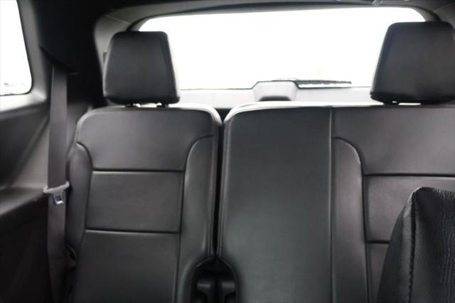 Photo of 2023 Northsky Blue Metallic Chevrolet Traverse