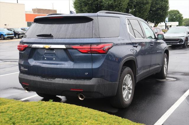 Photo of 2023 Northsky Blue Metallic Chevrolet Traverse